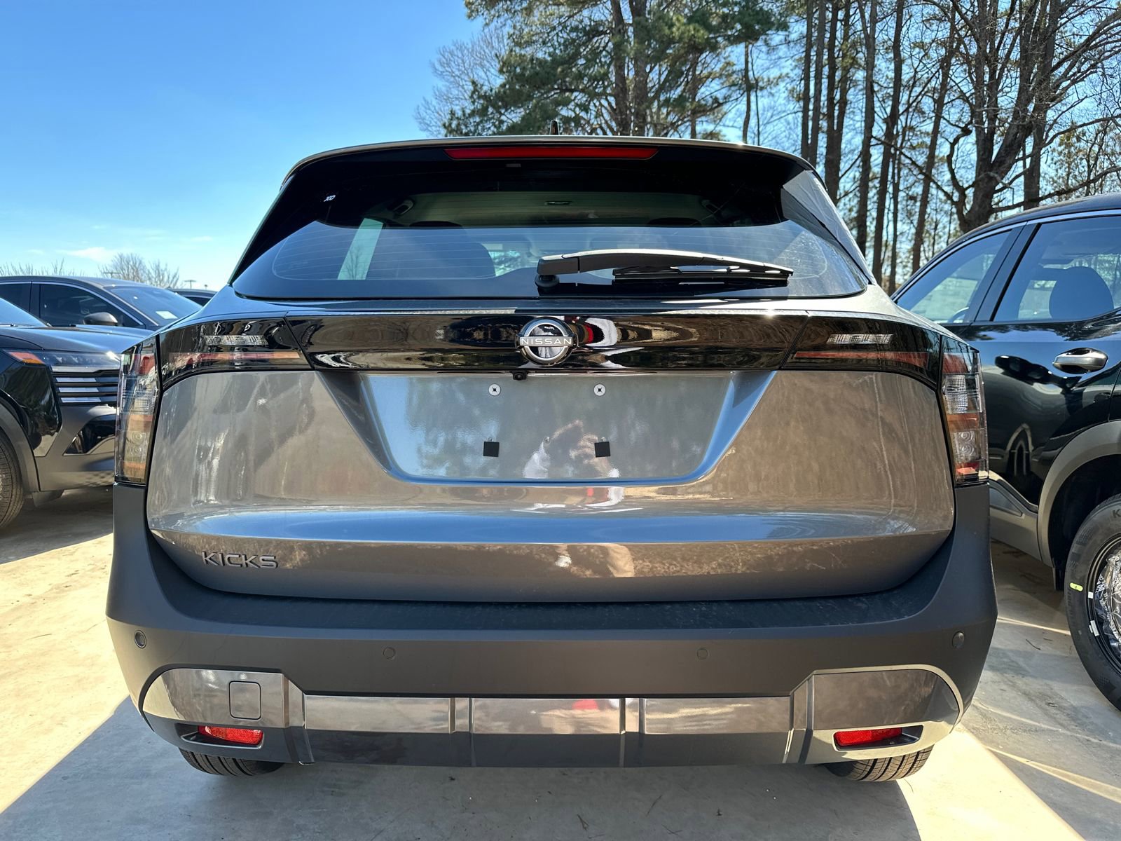 New 2026 Nissan Kicks S image 4