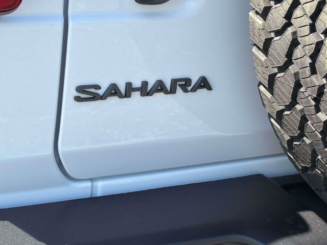 New 2027 Jeep Wrangler Unlimited Sahara AWD/4WD image 37