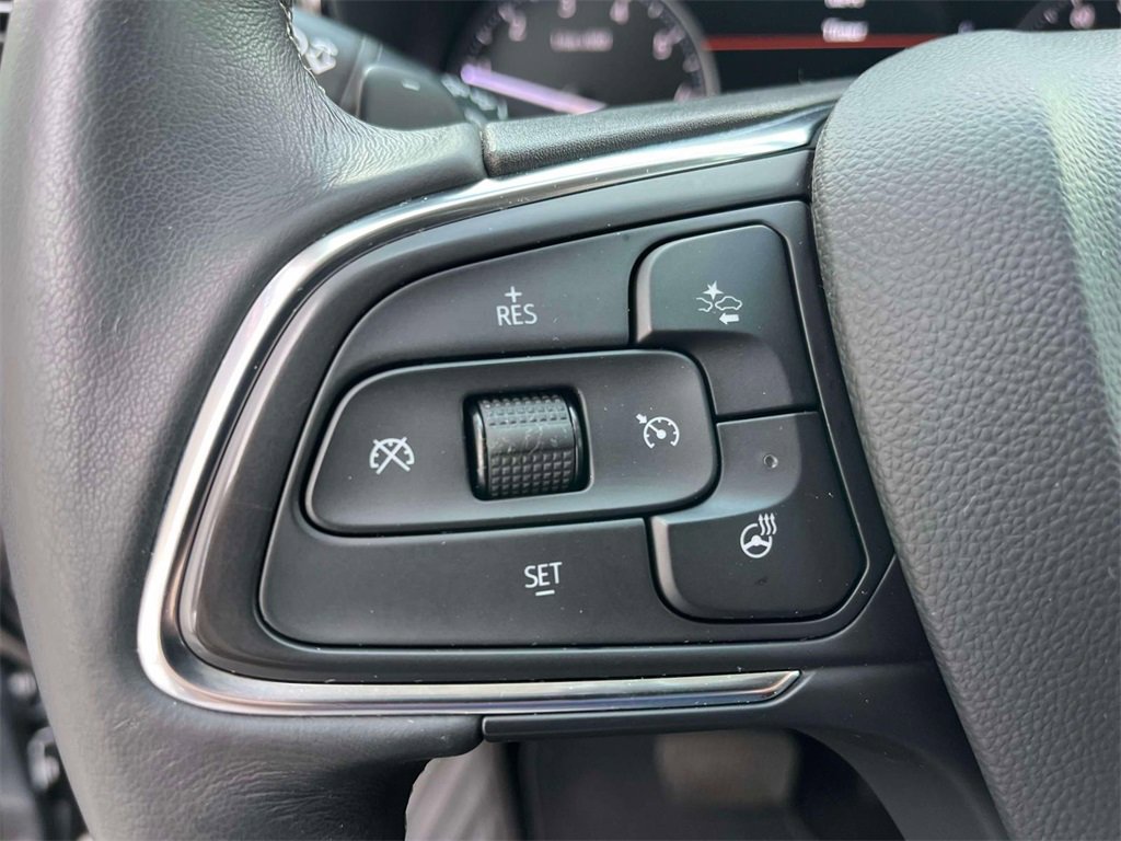 Used 2021 Buick Envision Essence w/ Technology Package I image 31