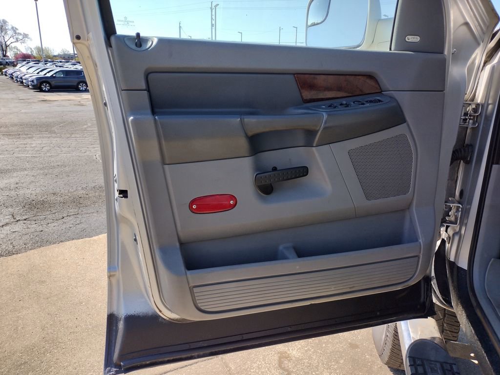 Used 2008 Dodge Ram 2500 Truck Laramie w/ Trailer Tow Group AWD/4WD image 24