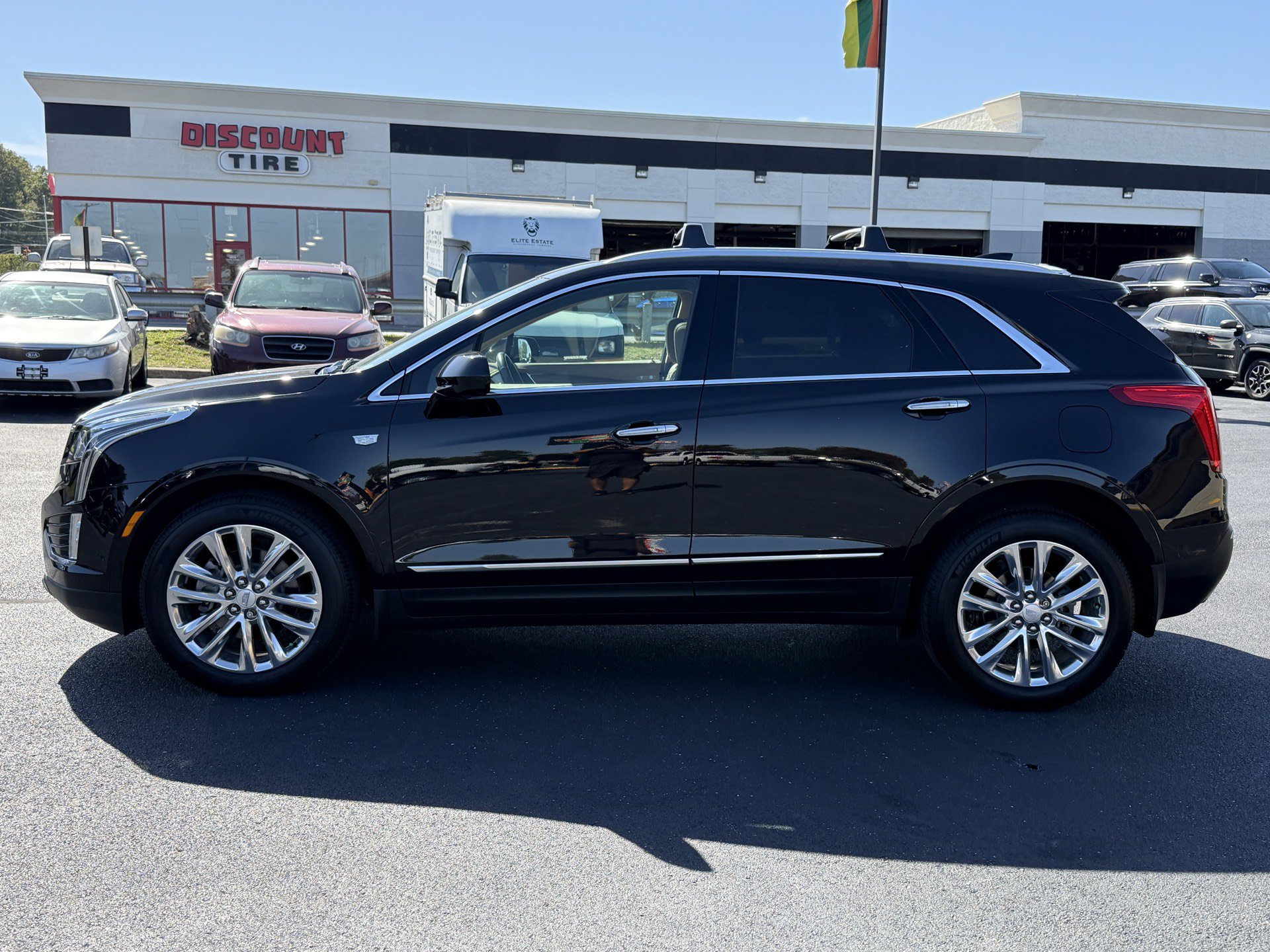 Used 2019 Cadillac XT5 Platinum AWD/4WD image 5