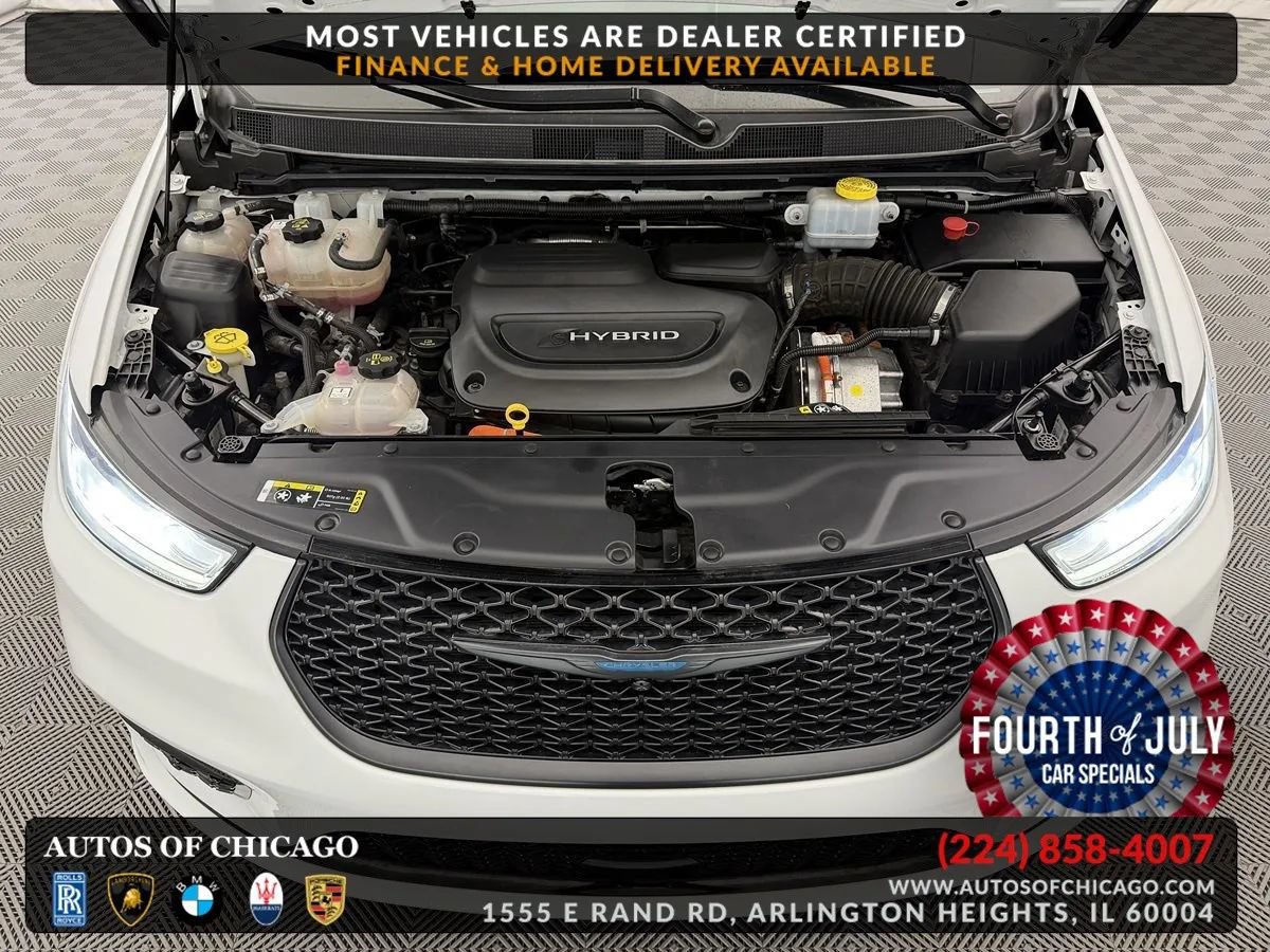 Used 2021 Chrysler Pacifica Limited w/ Uconnect Theater Family Group FWD image 37