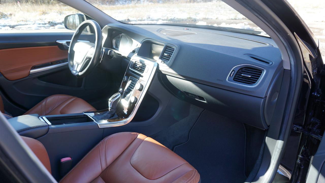 Used 2014 Volvo S60 T5 image 14