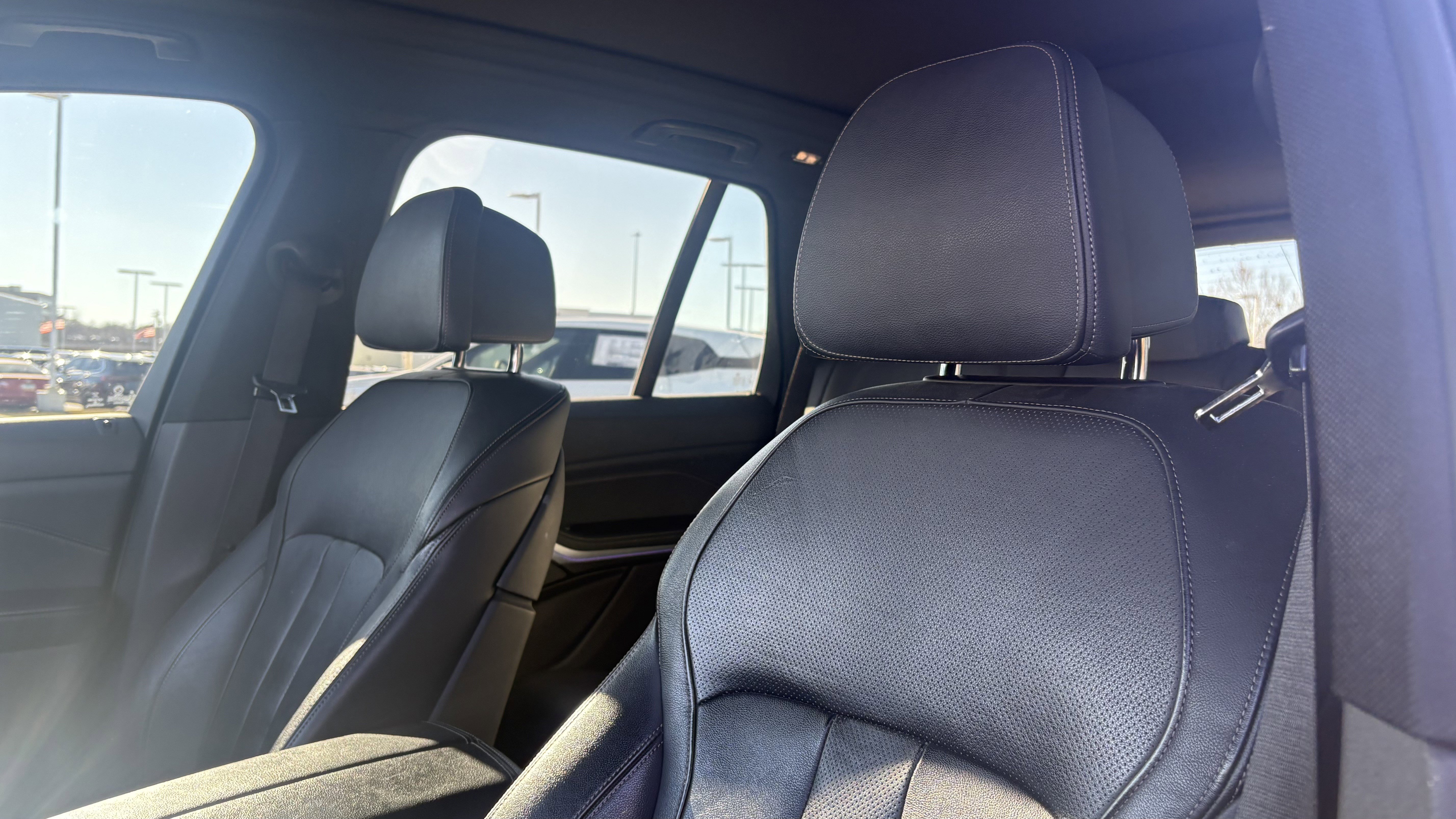 Used 2019 BMW X5 xDrive40i w/ M Sport Package image 18