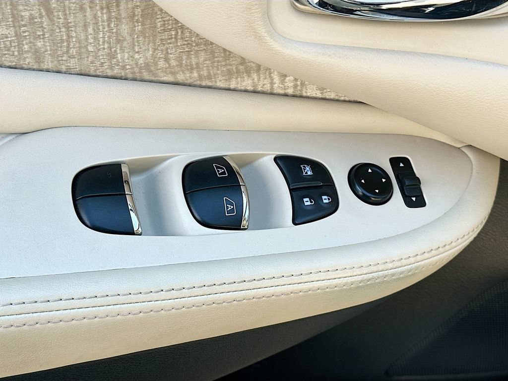 Used 2023 Nissan Murano SL w/ SL Moonroof Package FWD image 18