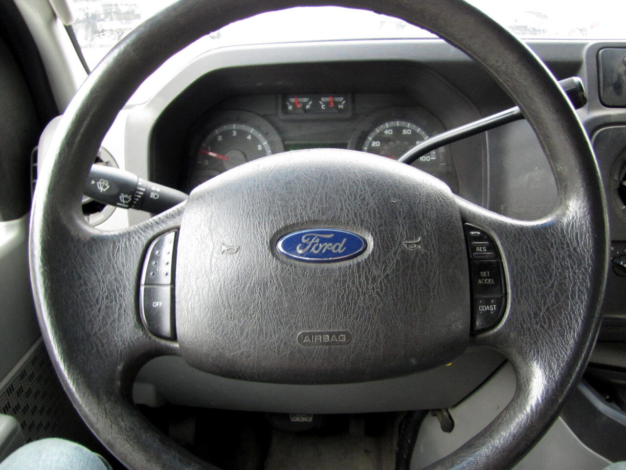 Used 2011 Ford E-250 and Econoline 250 w/ PWR Group image 11