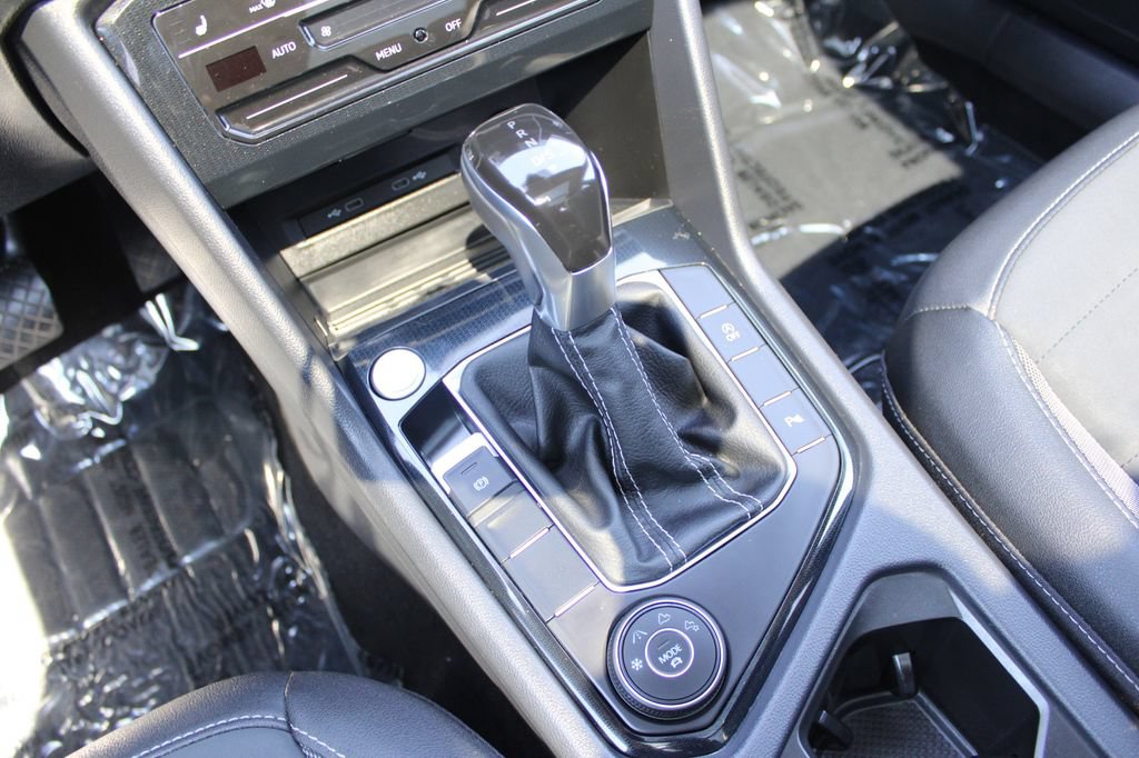 Used 2025 Volkswagen Taos SE AWD/4WD image 20