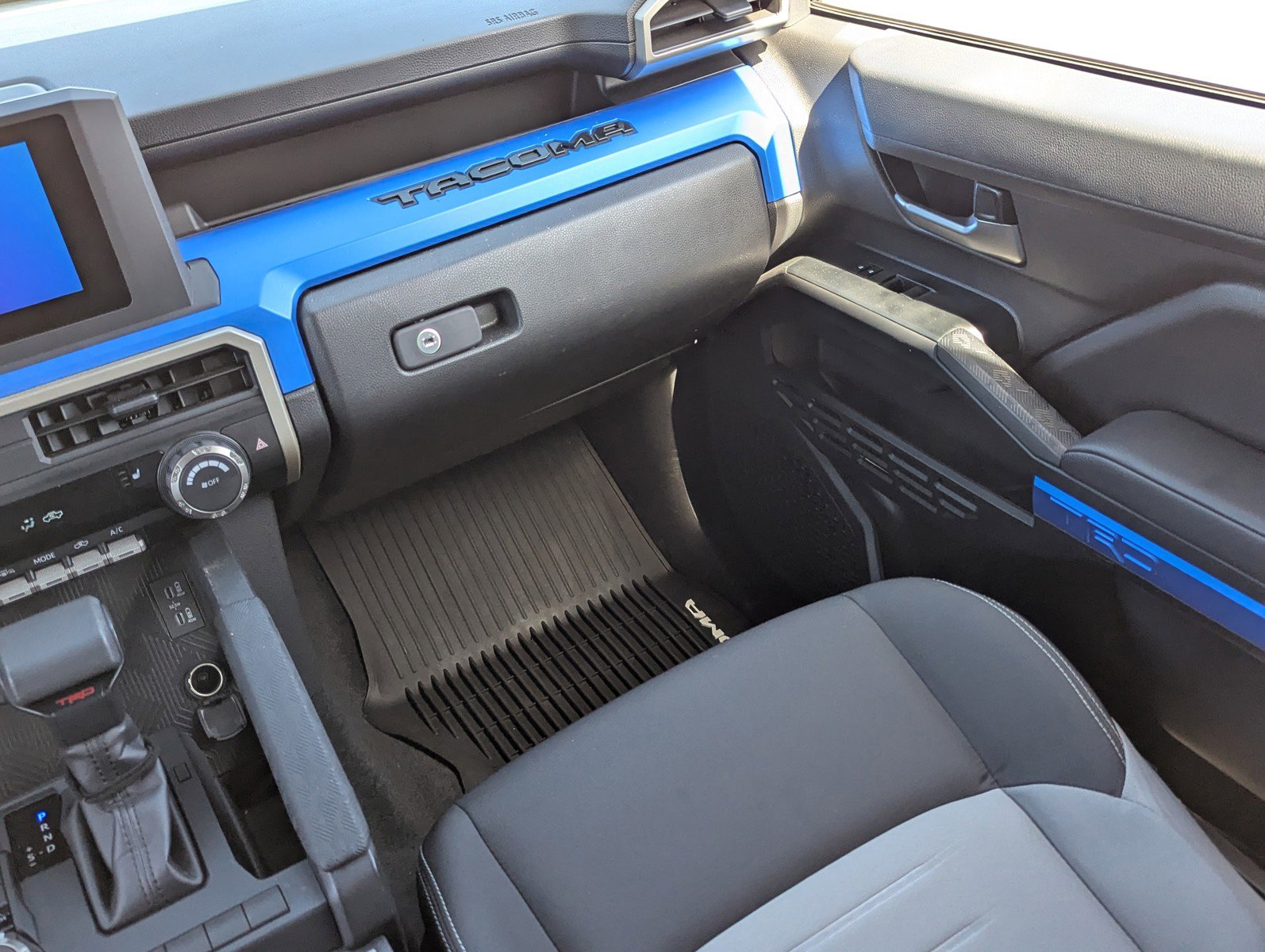 Used 2025 Toyota Tacoma TRD Sport image 17