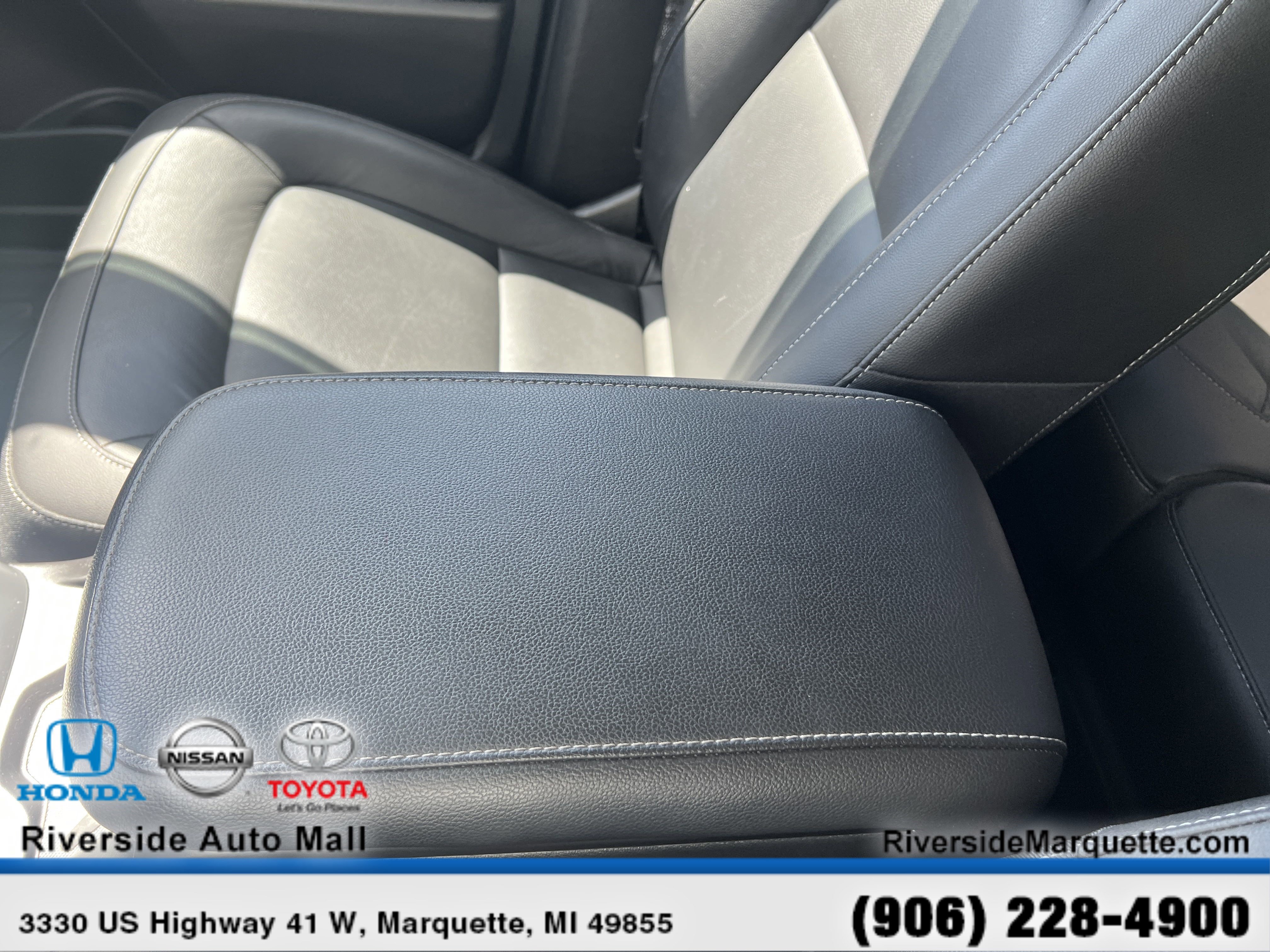 Used 2022 Chevrolet Colorado ZR2 image 20