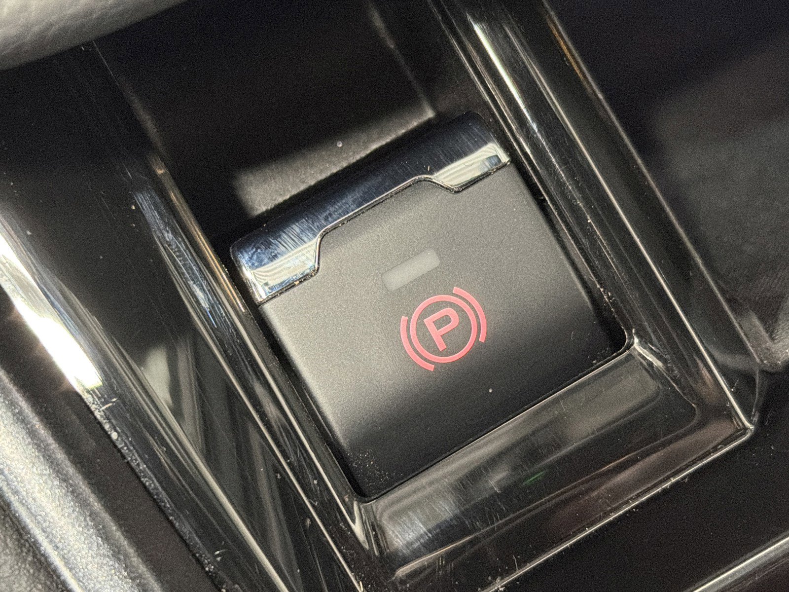 Certified 2025 Subaru Outback Wilderness image 30