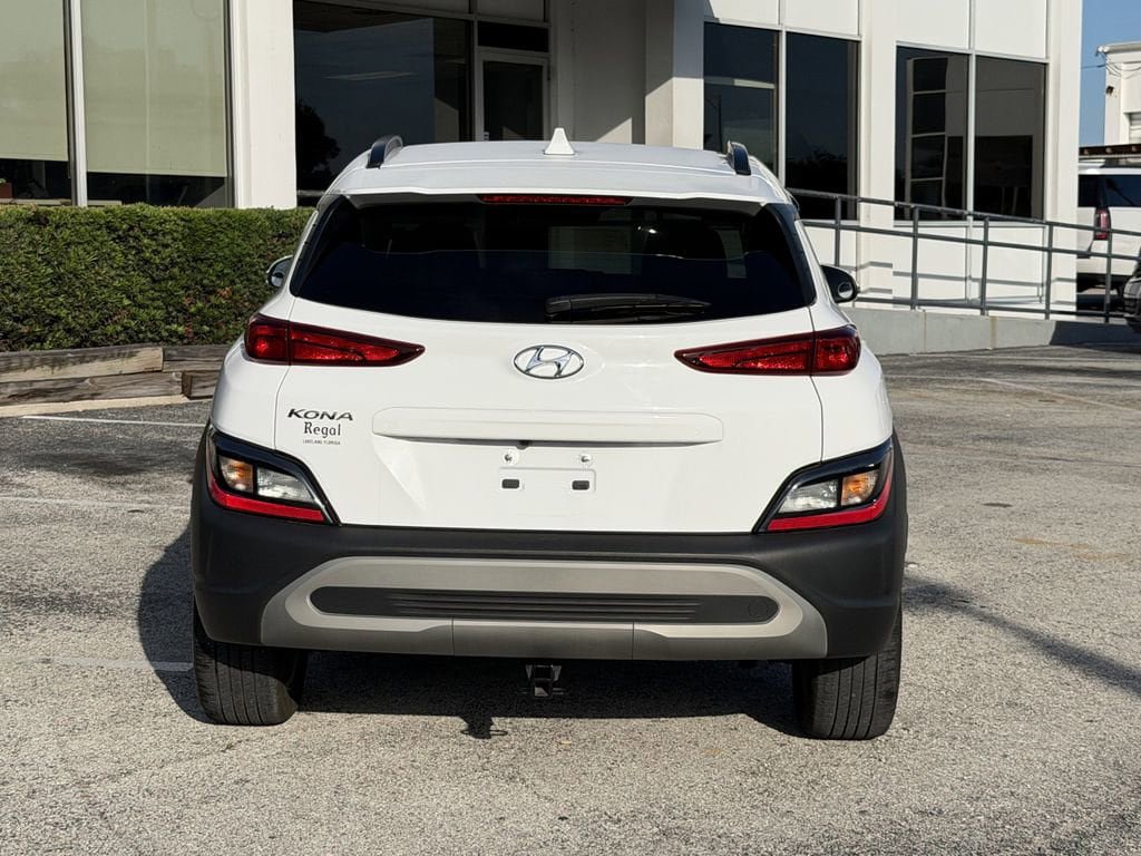 Used 2023 Hyundai Kona SEL FWD image 6