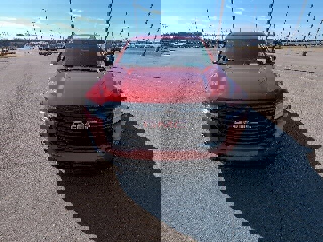 Used 2023 GMC Acadia SLE w/ Driver Convenience Package image 9