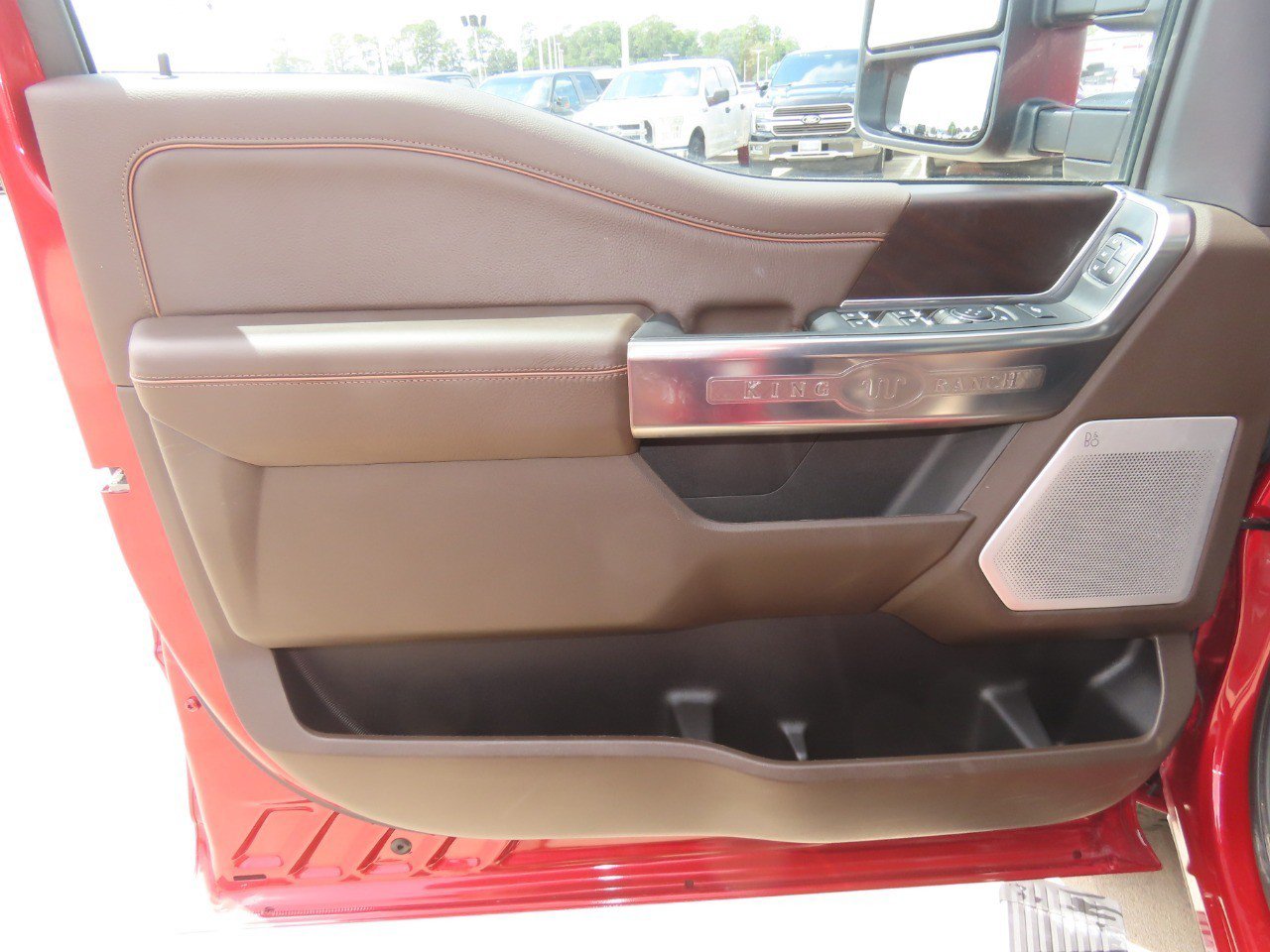 Used 2024 Ford F250 King Ranch w/ Chrome Package AWD/4WD image 25