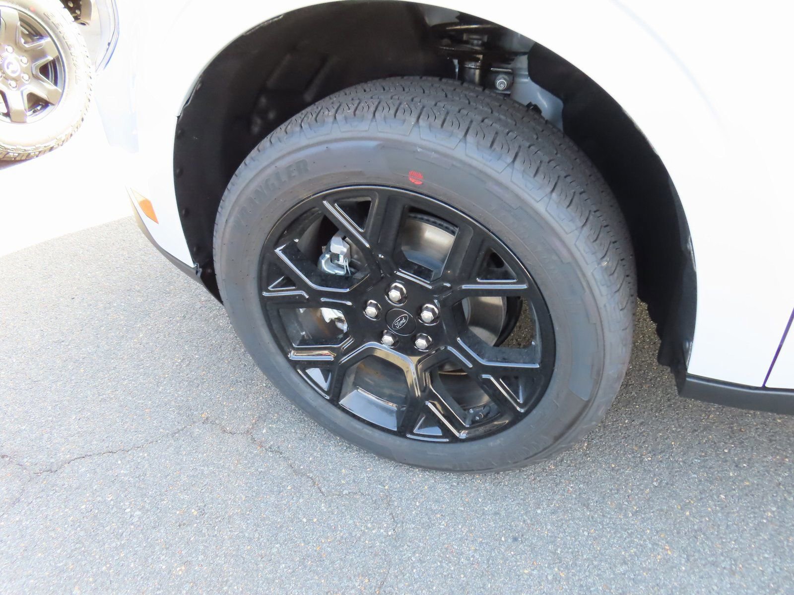 New 2026 Ford Maverick XLT w/ XLT Luxury Package image 7