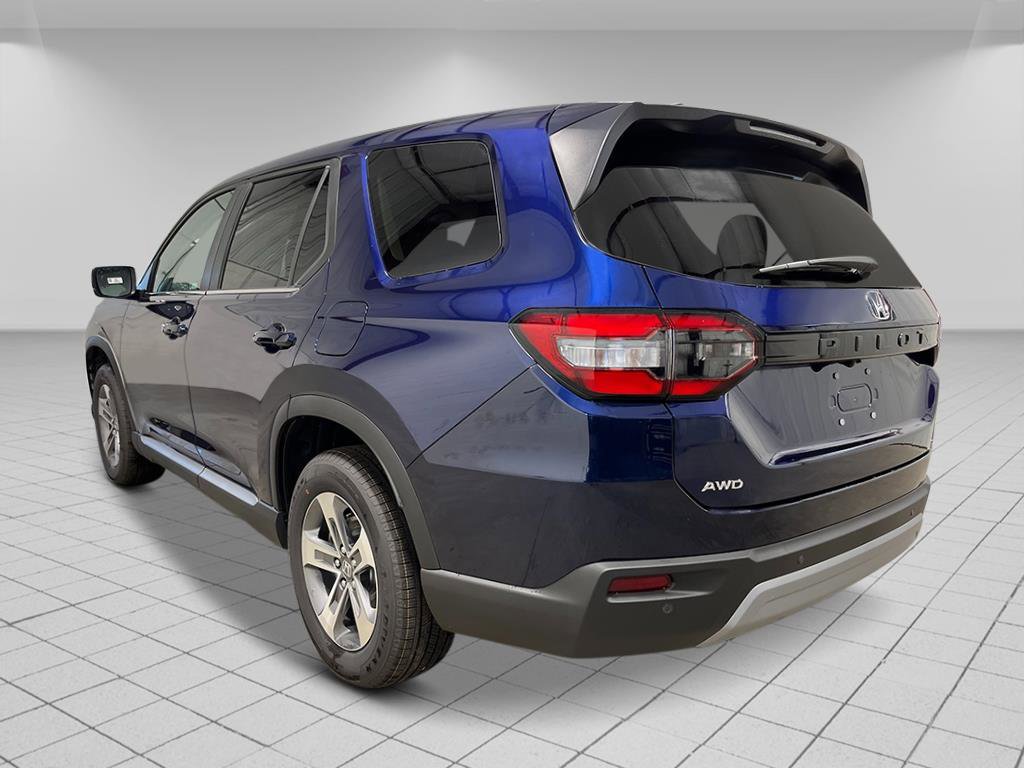 New 2025 Honda Pilot EX-L image 3