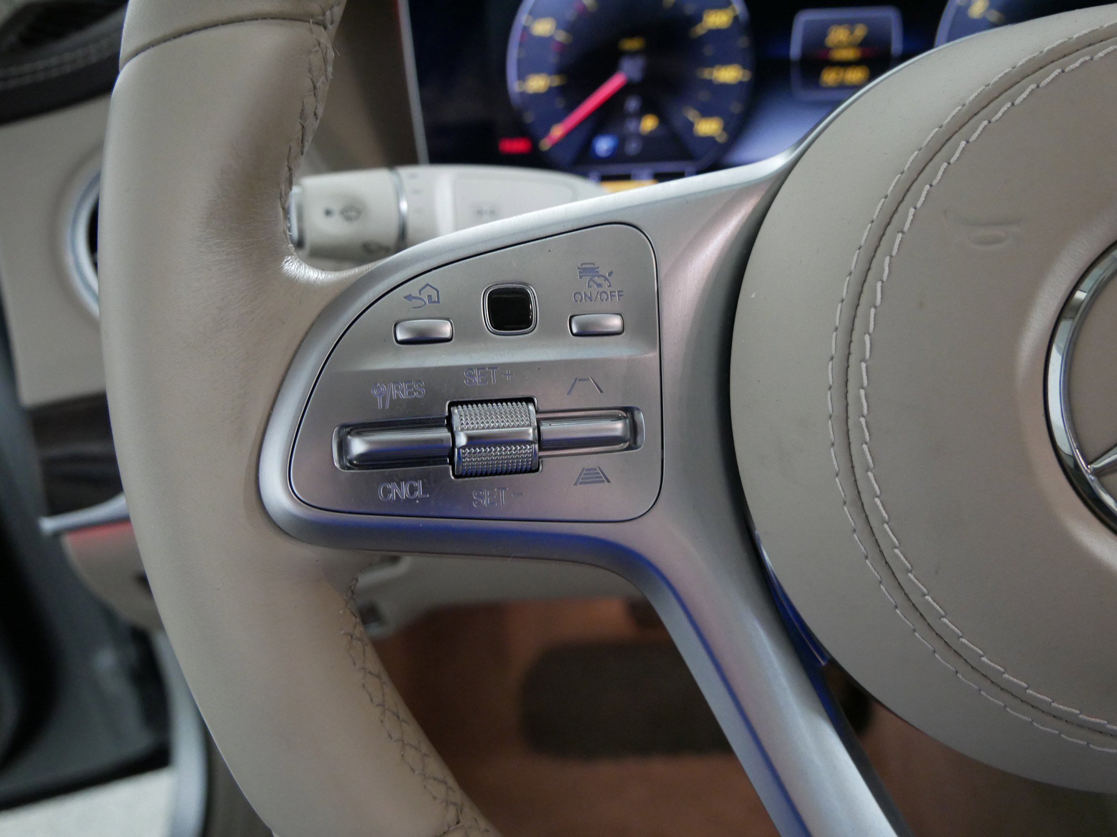 Used 2019 Mercedes-Benz S 450 Sedan image 27