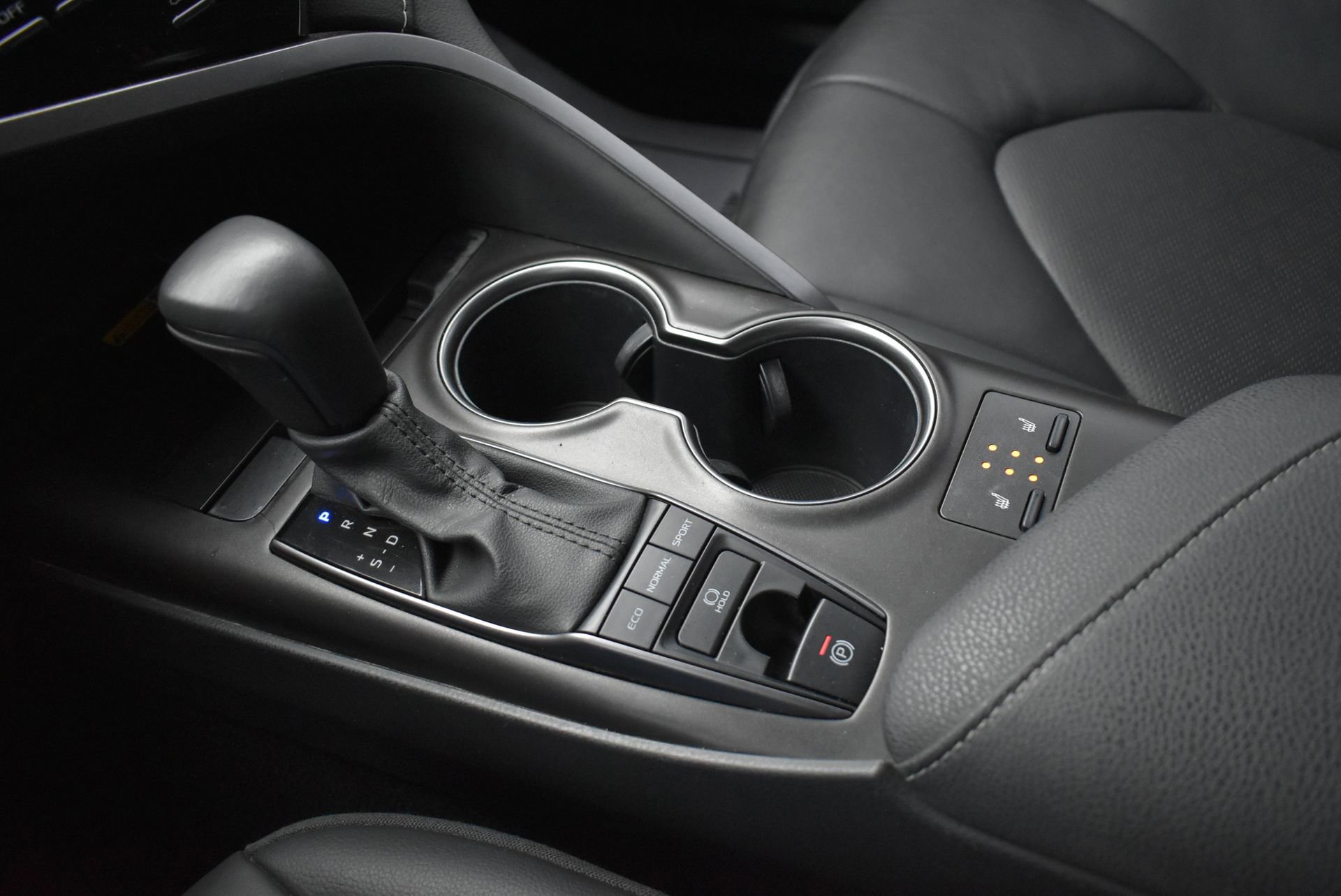 Used 2024 Toyota Camry XSE image 30