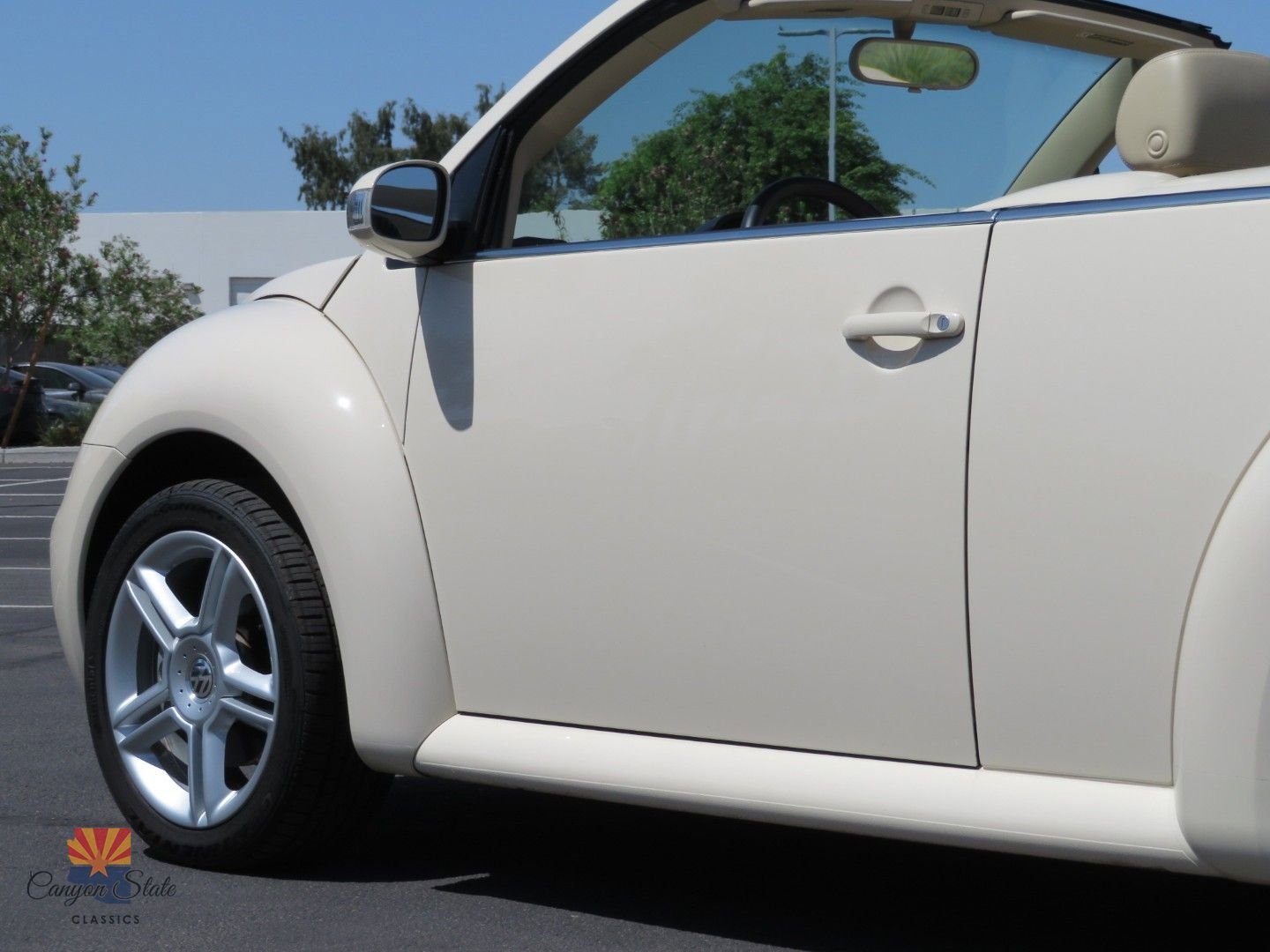 Used 2004 Volkswagen Beetle GLS FWD image 22