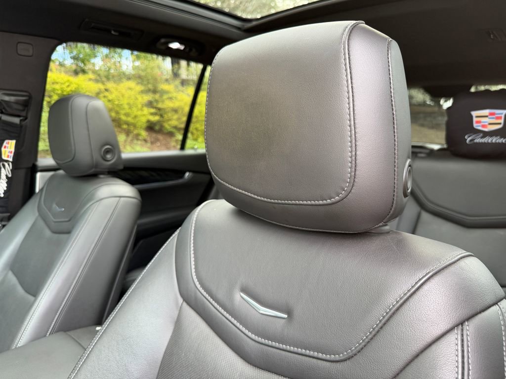 Used 2020 Cadillac XT6 Premium Luxury image 29