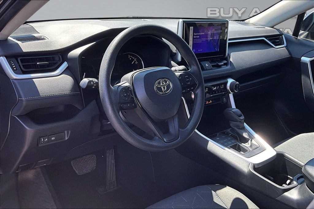 Used 2024 Toyota RAV4 XLE AWD/4WD image 14