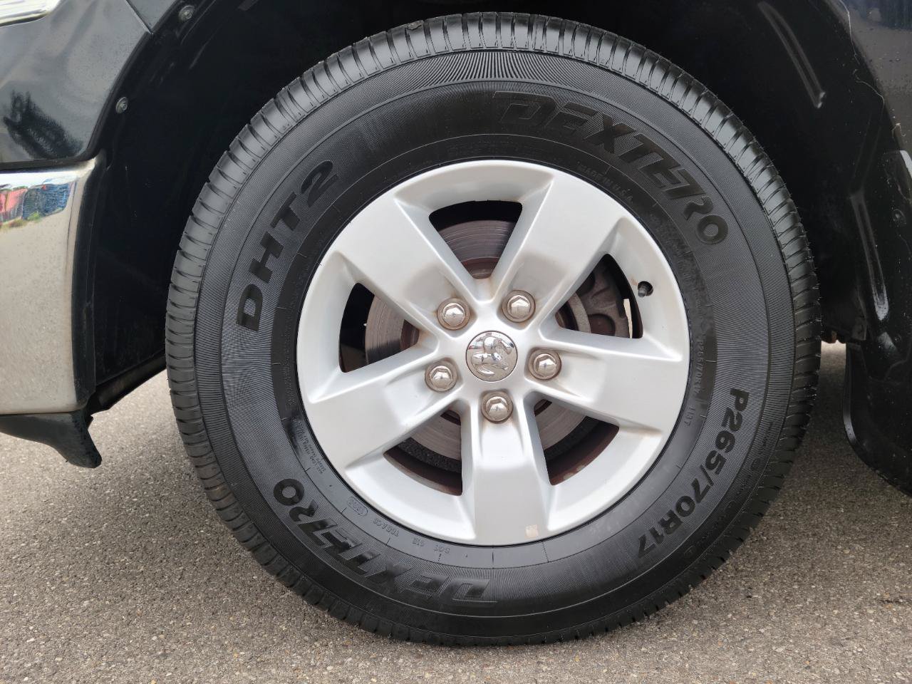 Used 2015 RAM 1500 Classic SLT RWD image 19