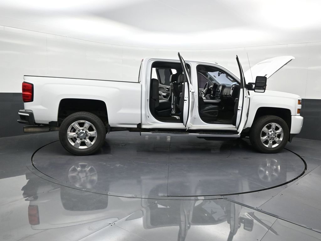 Used 2018 Chevrolet Silverado 2500 LTZ w/ Duramax Plus Package image 32