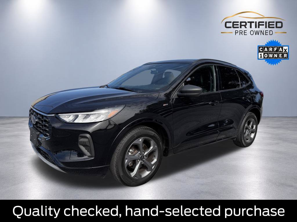 Certified 2023 Ford Escape ST-Line w/ Tech Pack #1 AWD/4WD image 4