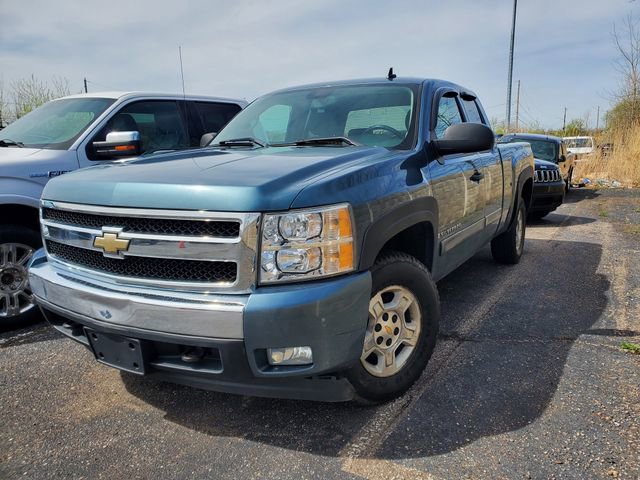 Used 2008 Chevrolet Silverado 1500 LT w/ Power Pack Plus image 2