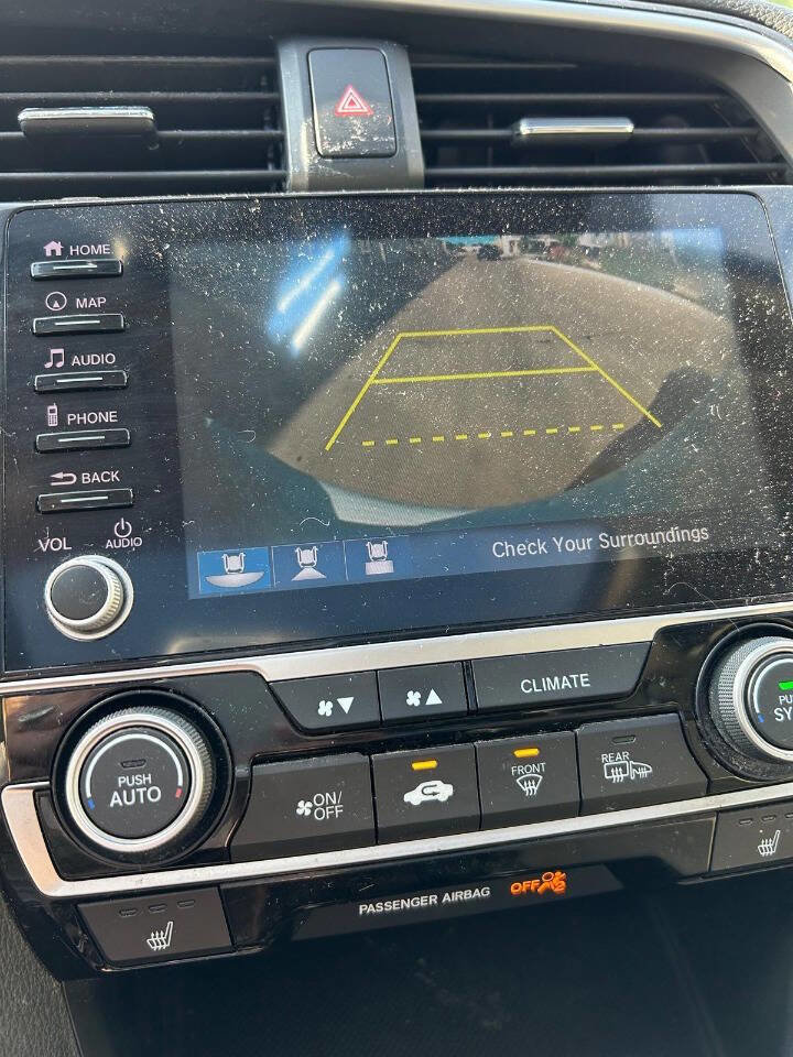 Used 2019 Honda Civic Touring image 16