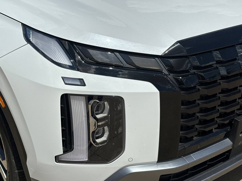 Used 2024 Hyundai Palisade SEL w/ Premium Package FWD image 4