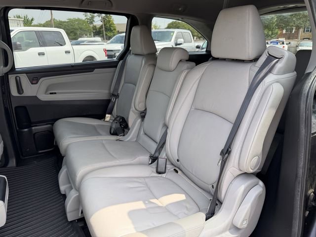 Used 2018 Honda Odyssey Touring image 17