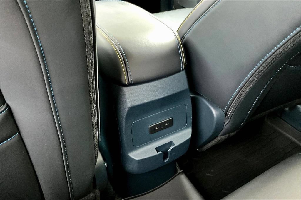 Certified 2025 Ford Maverick Lobo AWD/4WD image 12