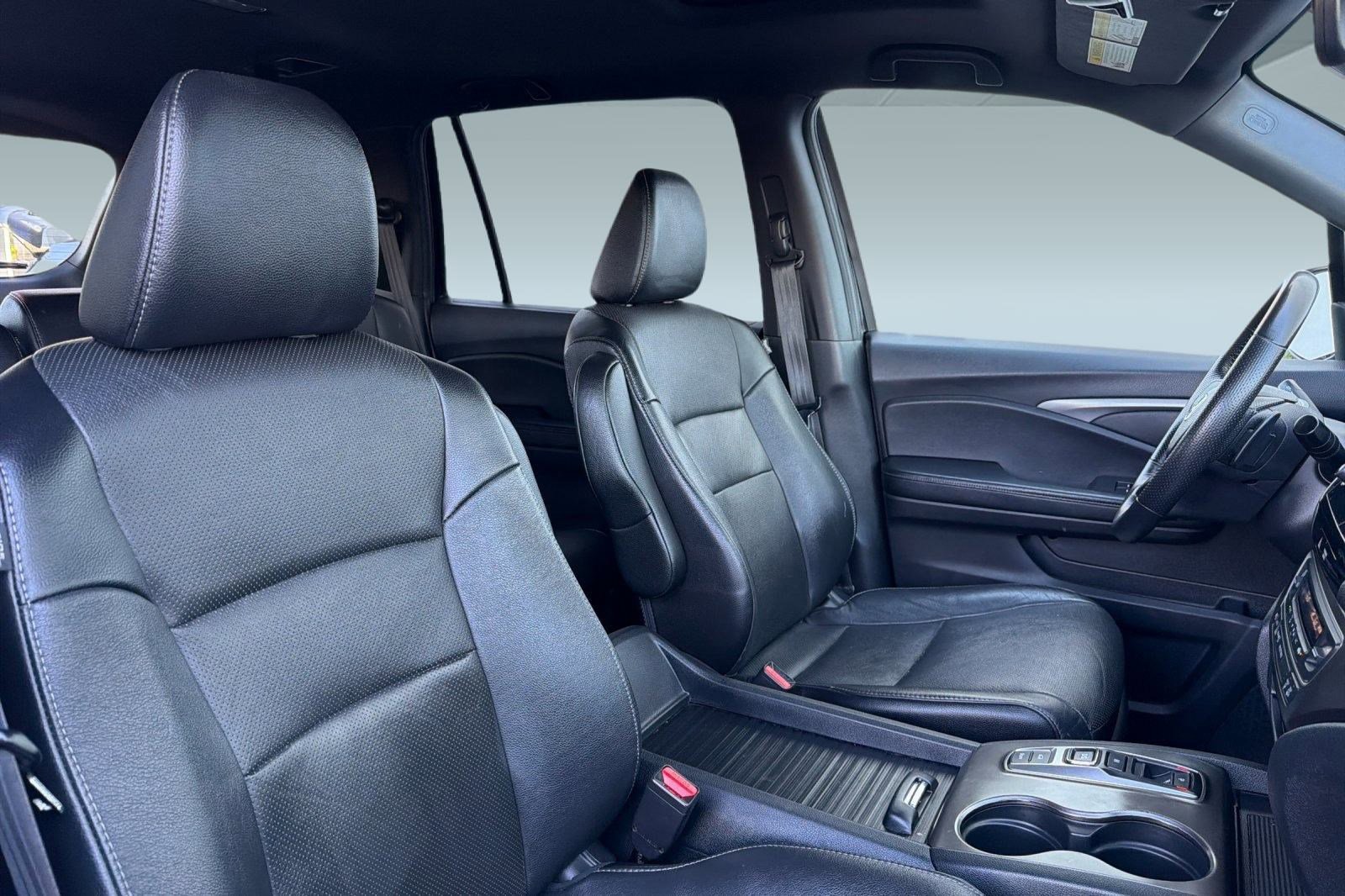 Certified 2023 Honda Passport EX-L image 30