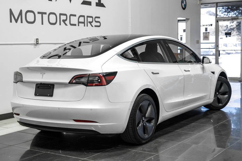Used 2019 Tesla Model 3 Long Range RWD image 9