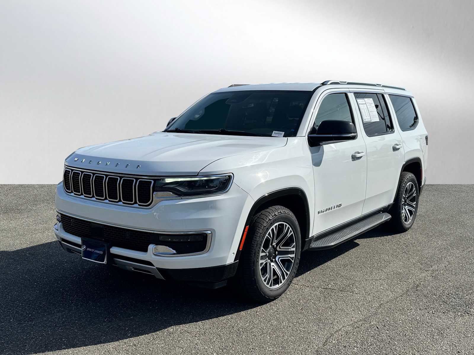 Used 2024 Jeep Wagoneer Series II w/ Flexible Seating Group image 7