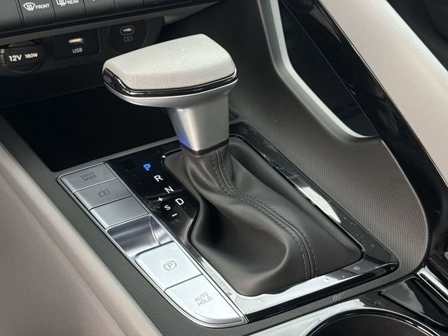 New 2026 Hyundai Elantra Hybrid FWD image 19