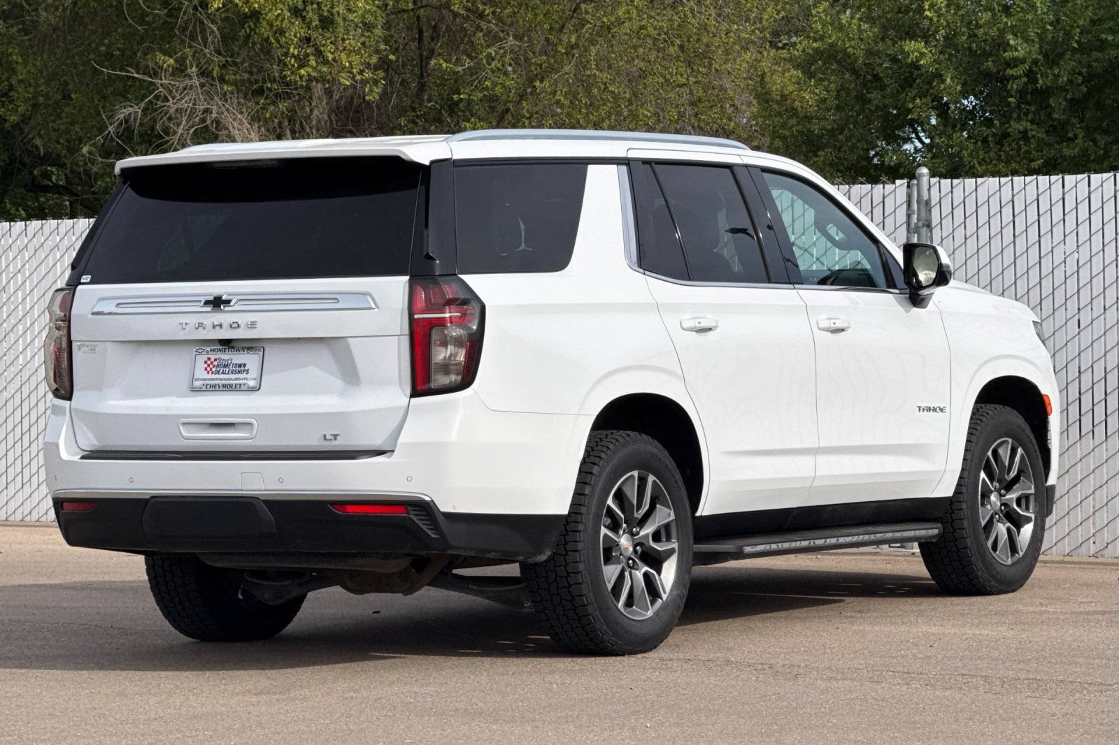 Used 2023 Chevrolet Tahoe LT w/ LT Signature Plus Package AWD/4WD image 4