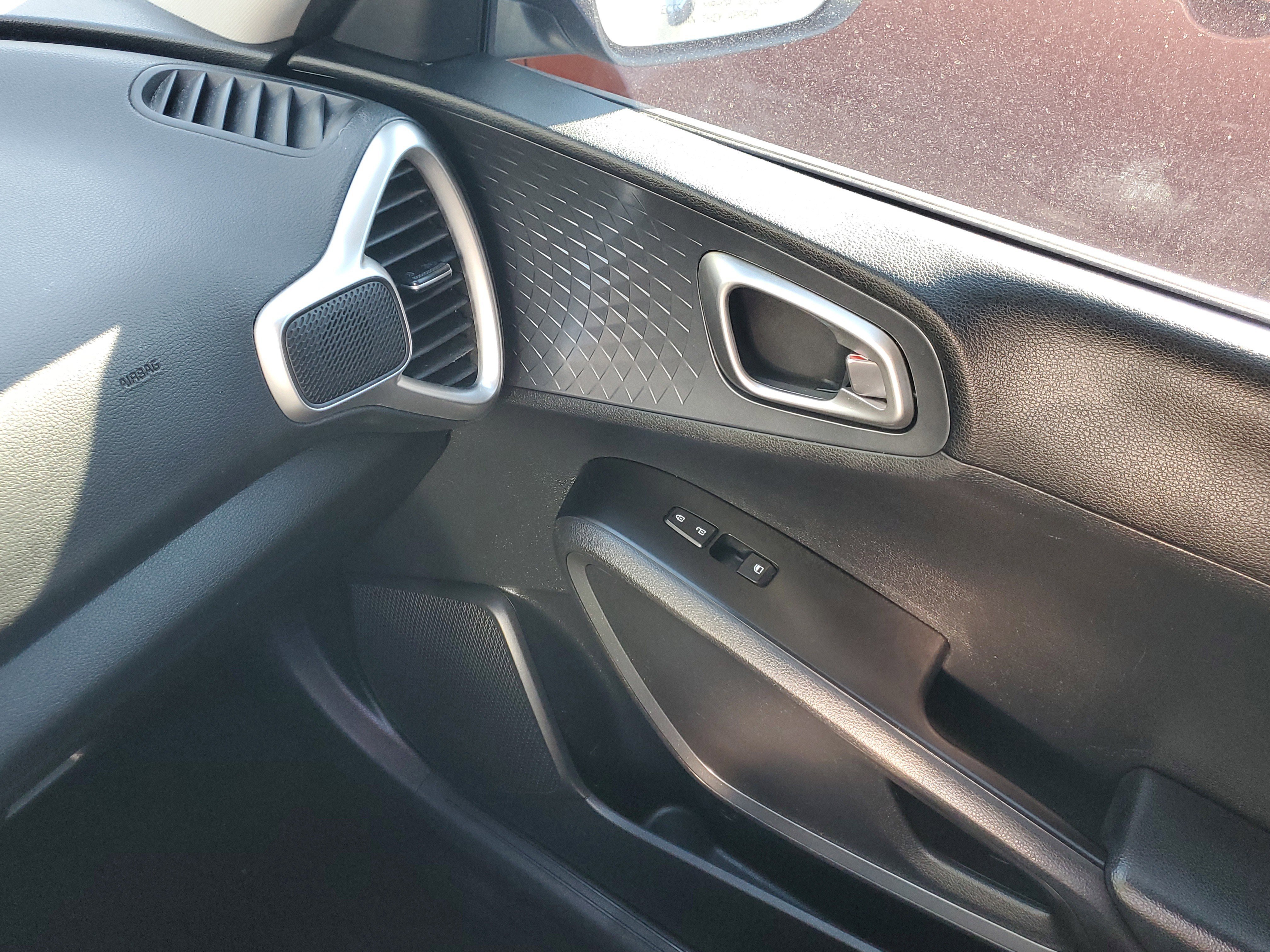 Used 2021 Kia Soul S image 29