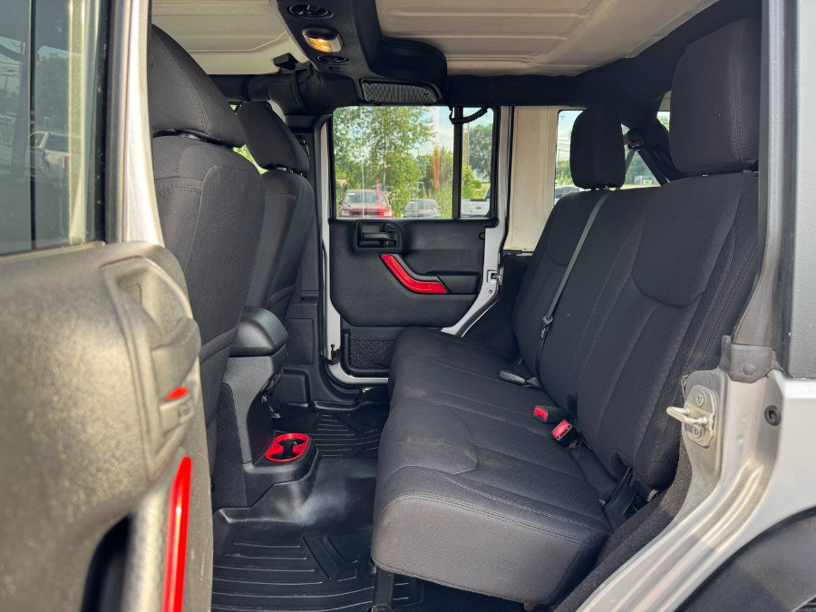 Used 2015 Jeep Wrangler Unlimited Sport w/ Power Convenience Group AWD/4WD image 16