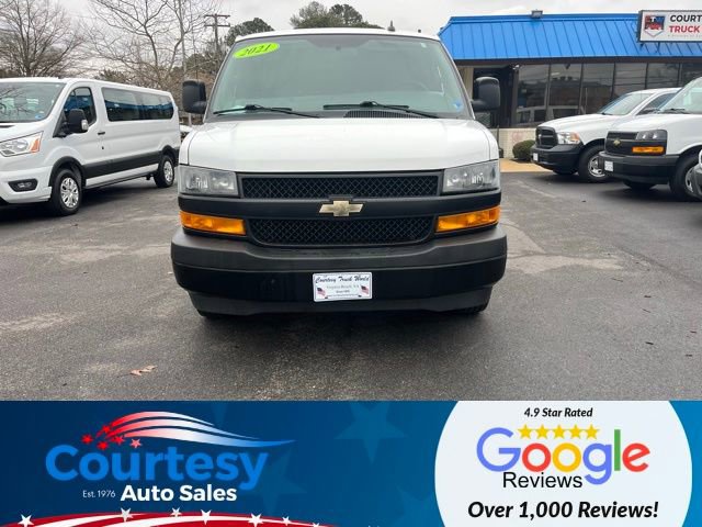 Used 2021 Chevrolet Express 2500 image 3