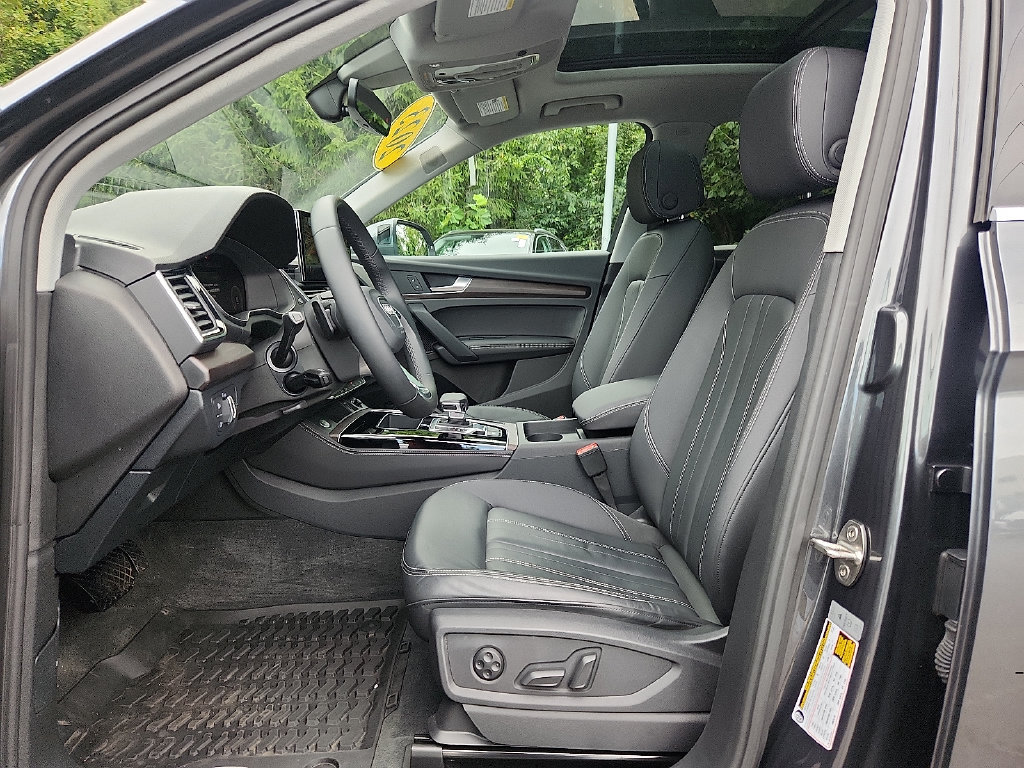 Used 2023 Audi Q5 2.0T Premium Plus AWD/4WD image 18