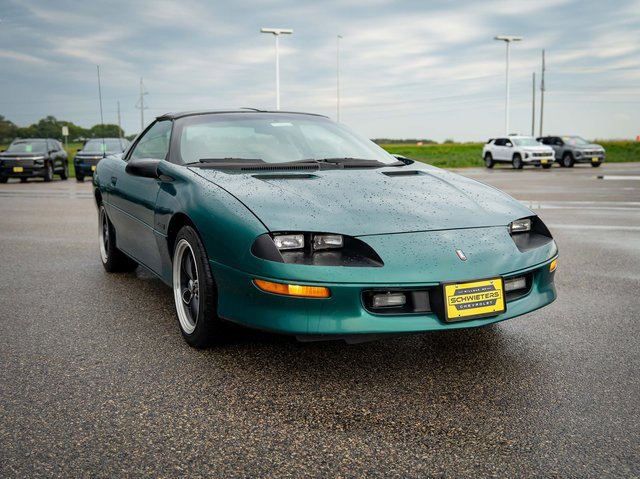 Used 1997 Chevrolet Camaro Z28 w/ Preferred Equipment Group 2 image 3