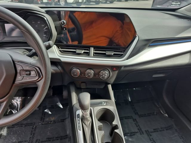 Used 2024 Chevrolet Trax LS w/ LS Convenience Package image 15