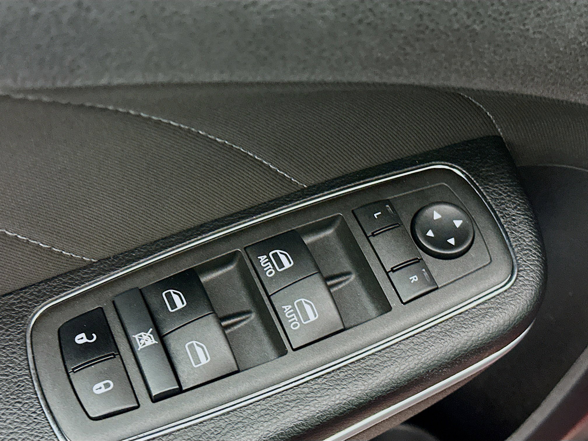 Used 2022 Dodge Charger SXT image 15