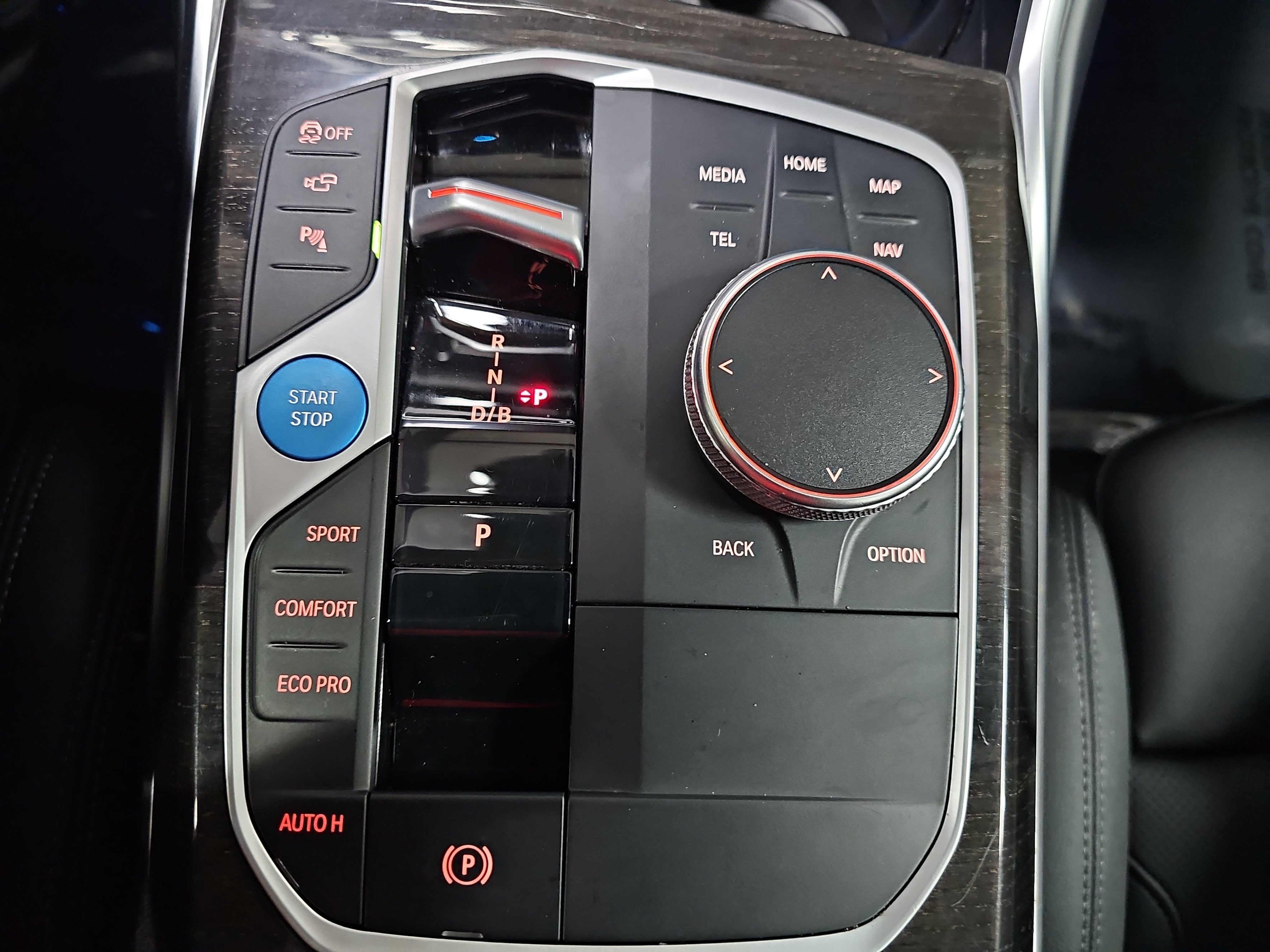 Used 2024 BMW i4 eDrive40 w/ Premium Package RWD image 25