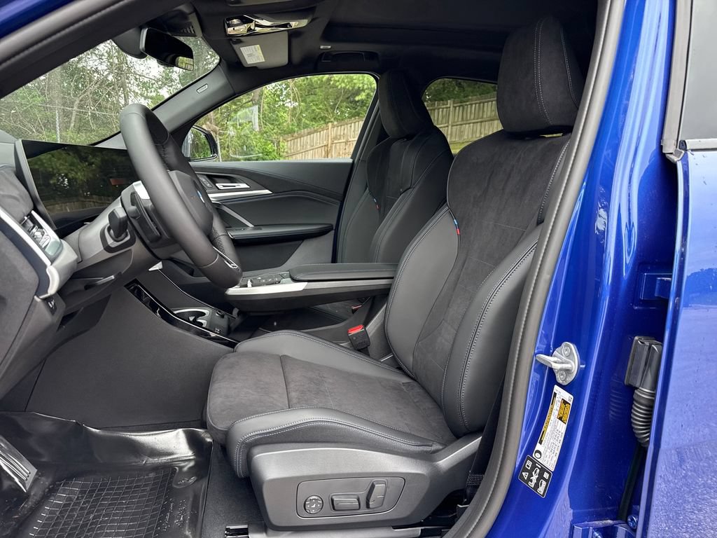 New 2026 BMW X2 xDrive28i w/ Technology Package AWD/4WD image 10