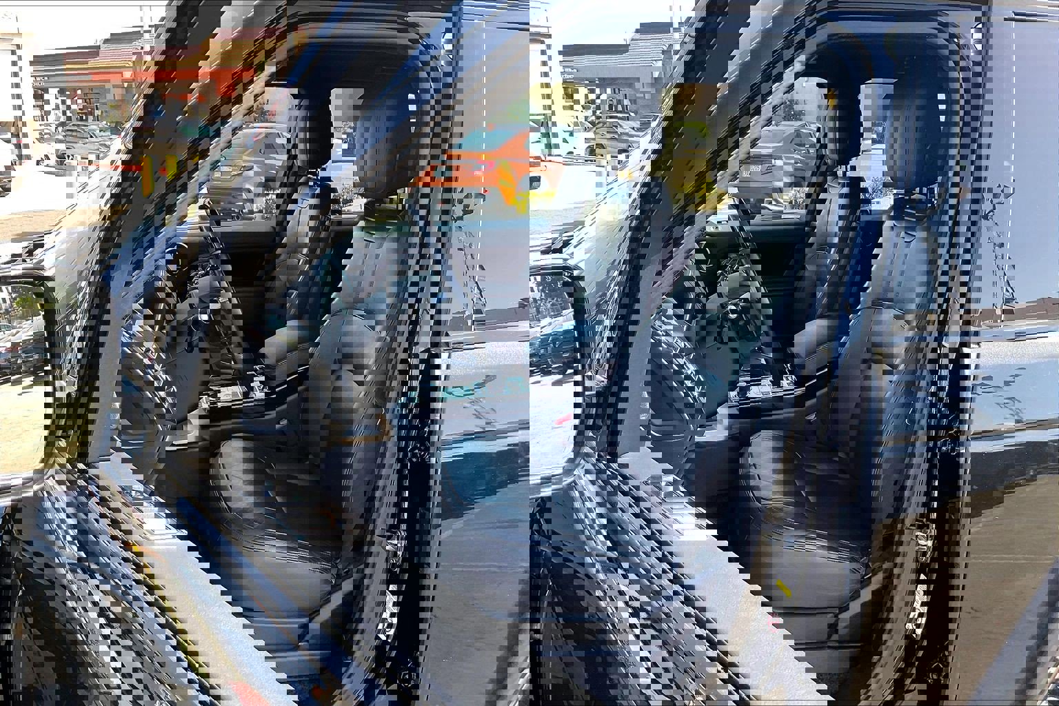 Used 2018 Land Rover Range Rover V6 Supercharged SWB image 8