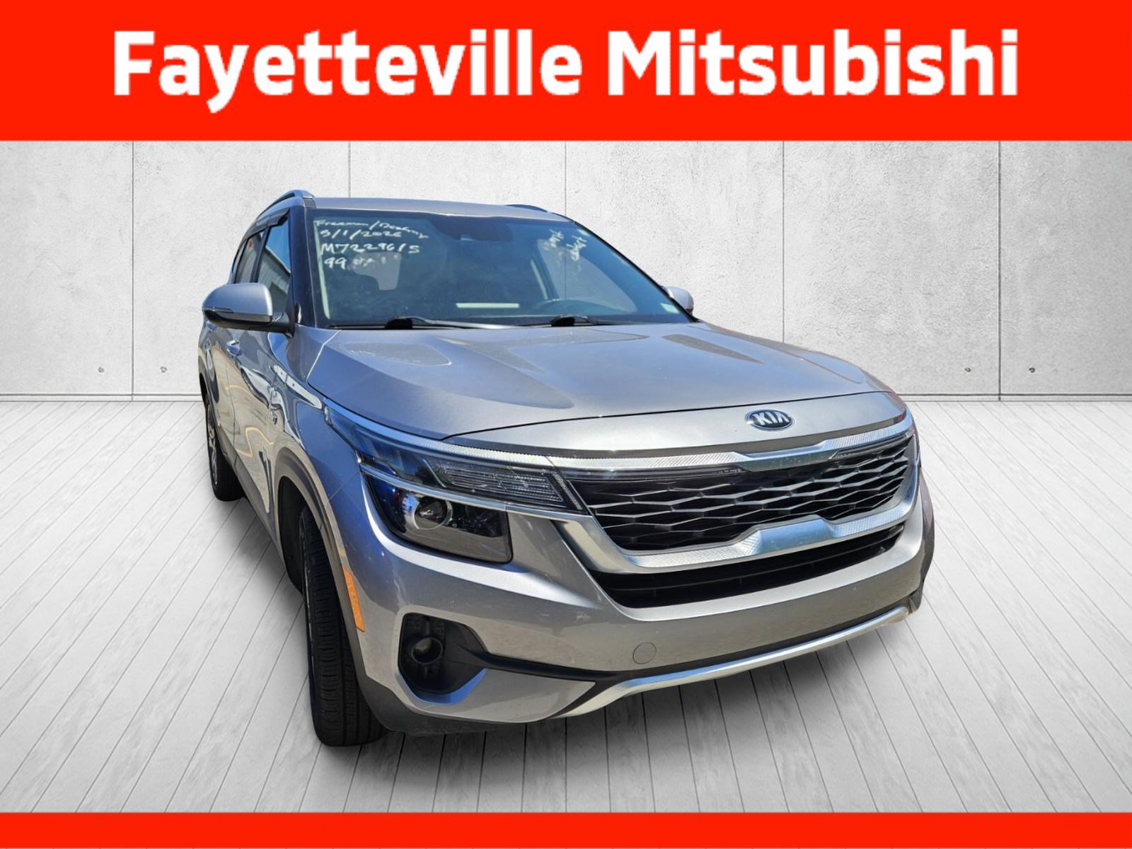 Used 2021 Kia Seltos S AWD/4WD image 3