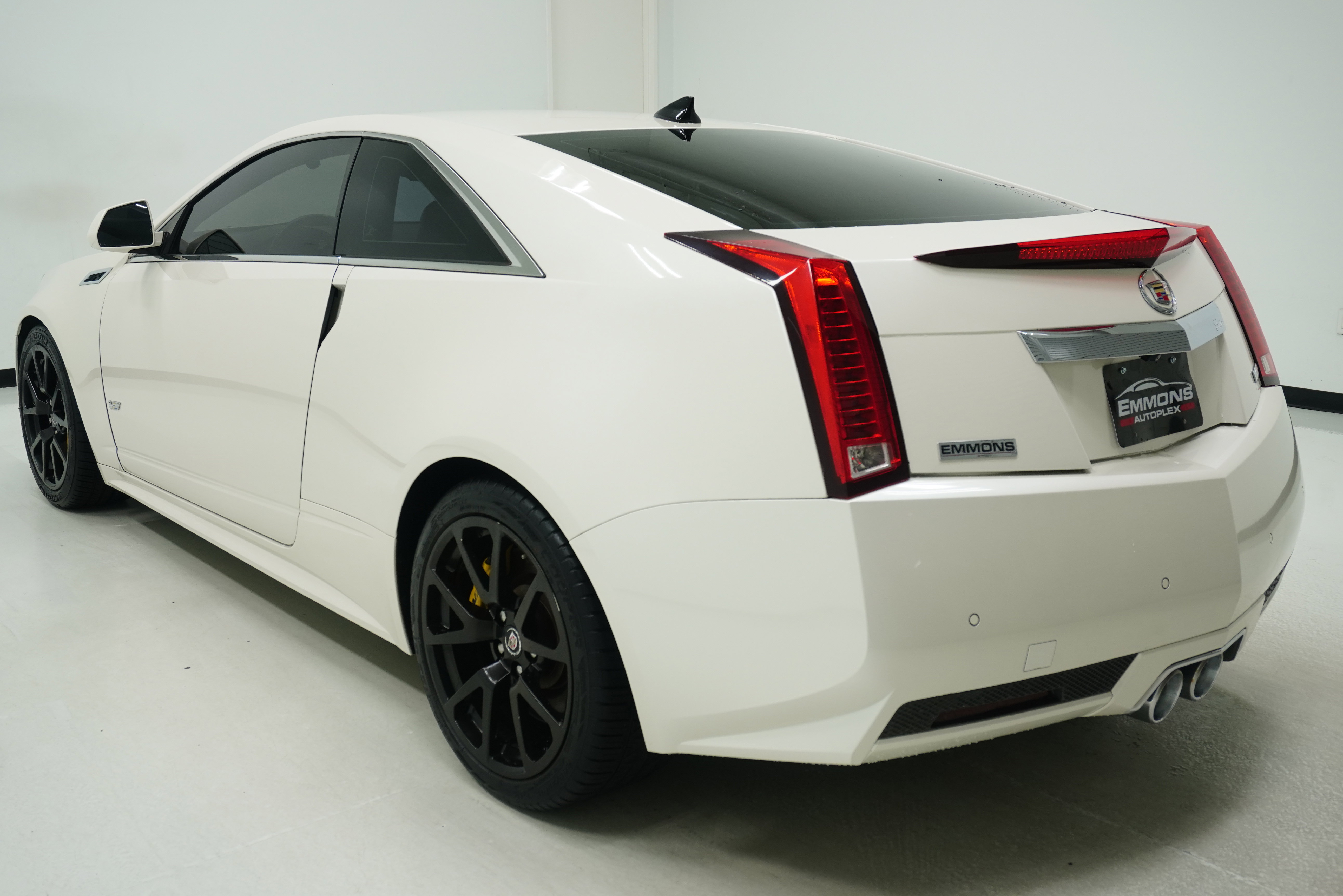 Used 2014 Cadillac CTS V RWD image 4