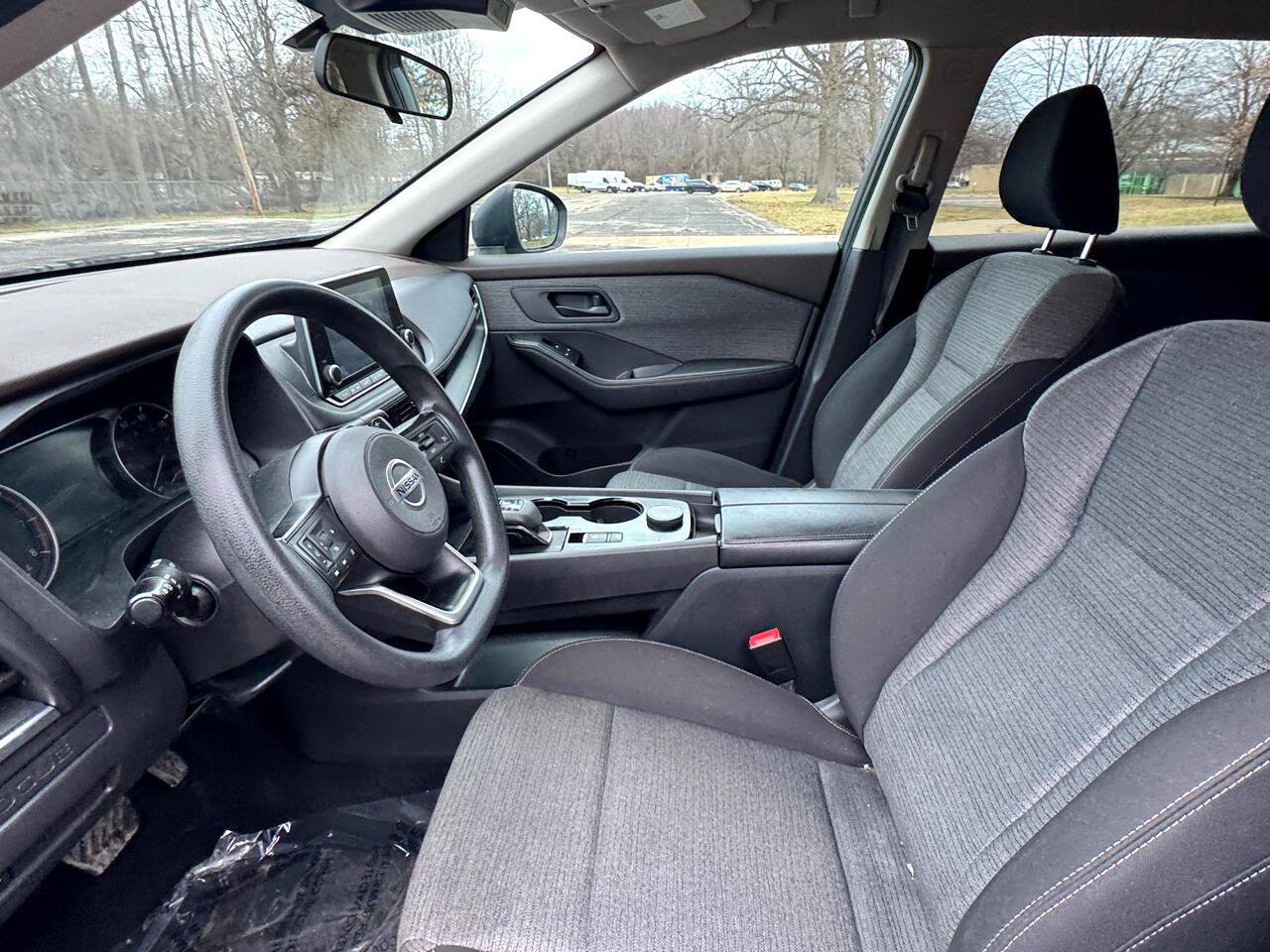 Used 2021 Nissan Rogue S AWD/4WD image 22
